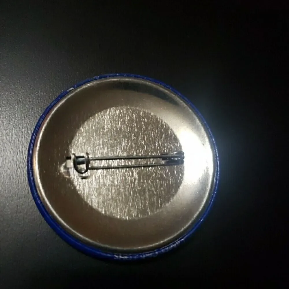 LSSU Lake Superior College Vintage LAKER LOVER button badge pin